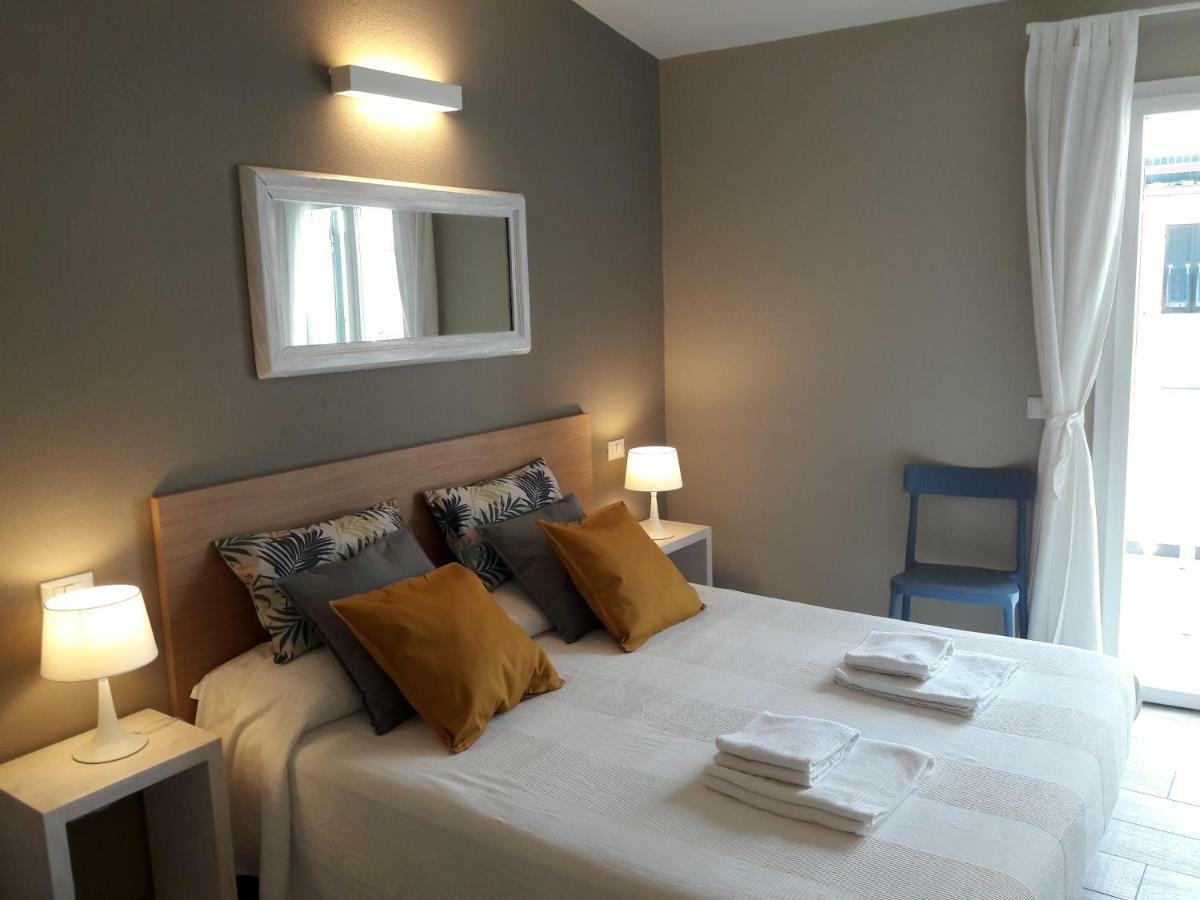 Santa Marta Rooms - Vernazza Exterior foto